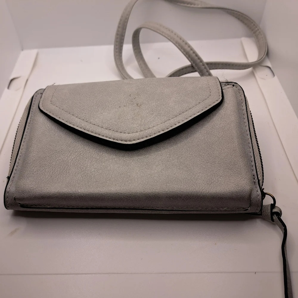 Sonoma Gray Crossbody Purse Pocketbook Handbag Wallet 5"‎ x 7"